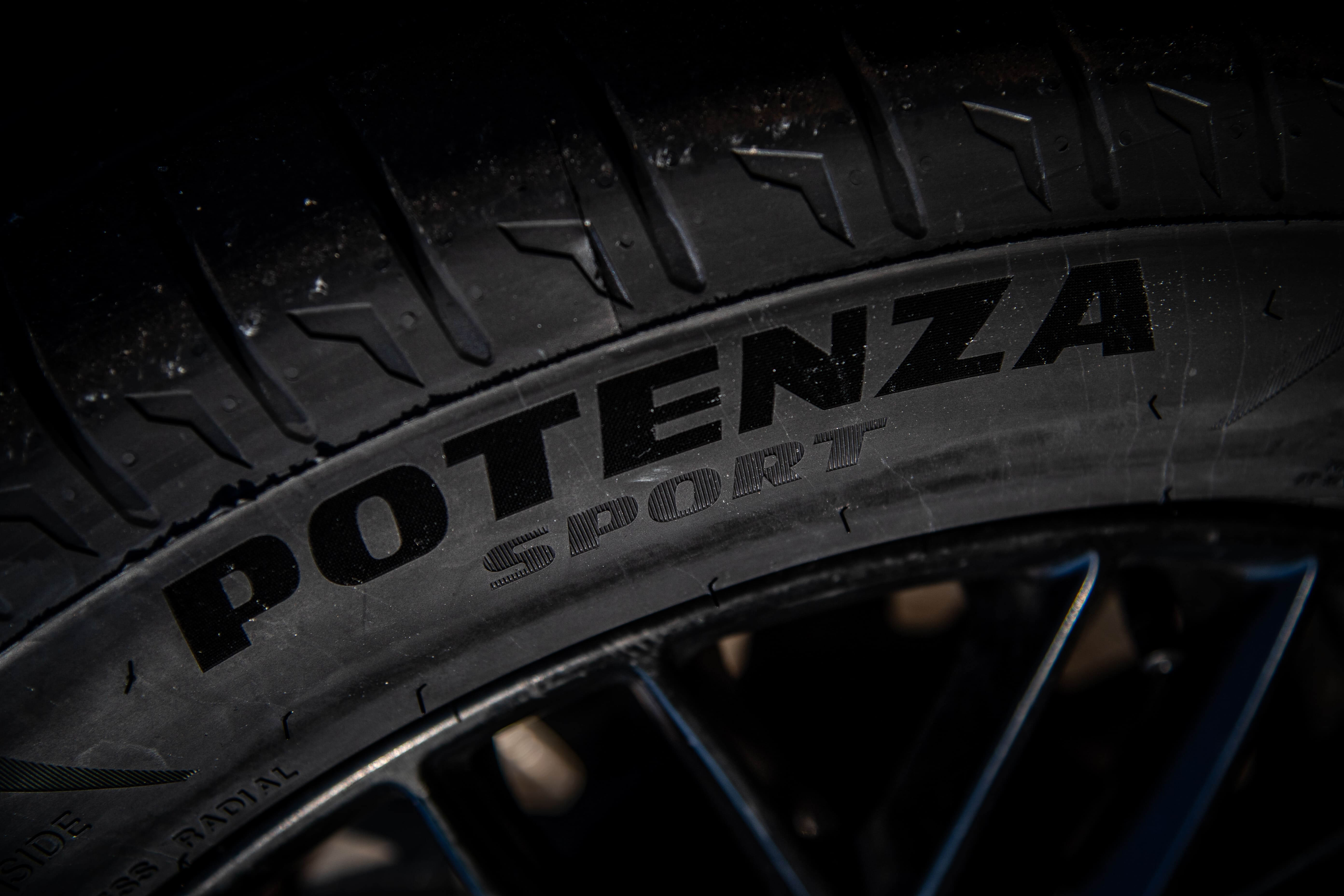 3. POTENZA SPORT 兼具高速穩定性與乾濕地操控表現，獲多款高階性能車型指定為原廠配胎。（圖由普利司通輪胎提供）